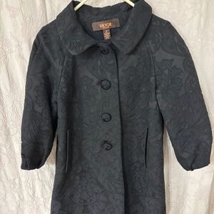 Victor Alfaro Woman’s Button Up Lined Floral Brocade Coat Black Size 4P